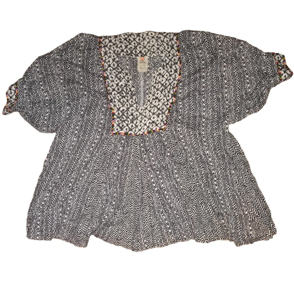 FREE PEOPLE ONE WOMENS' PATTERNED TOP COLORFUL SLEEVE SIZE XS